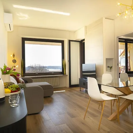 Apartmán Brezza Azzurra Blue Collection - Vista E Piscina Lesa